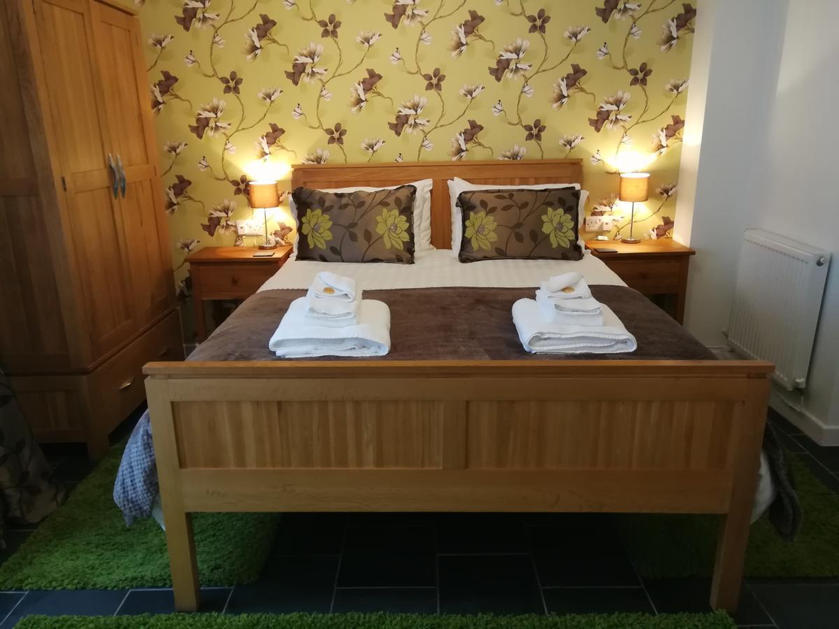 בטווס אי קואד Aberconwy House B&B מראה חיצוני תמונה