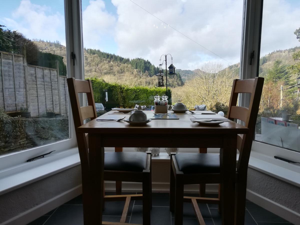 בטווס אי קואד Aberconwy House B&B מראה חיצוני תמונה